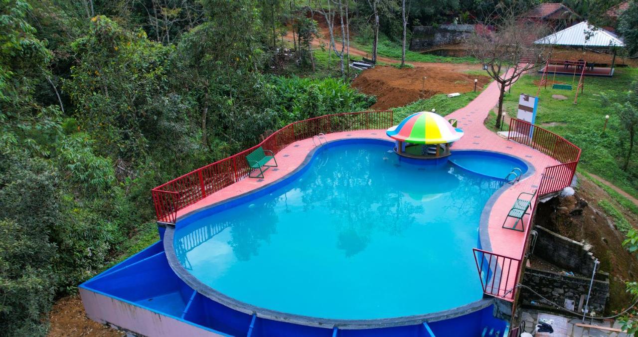 Clay Resort By Bestinn Leisure - Wayanad Padinjarathara Esterno foto