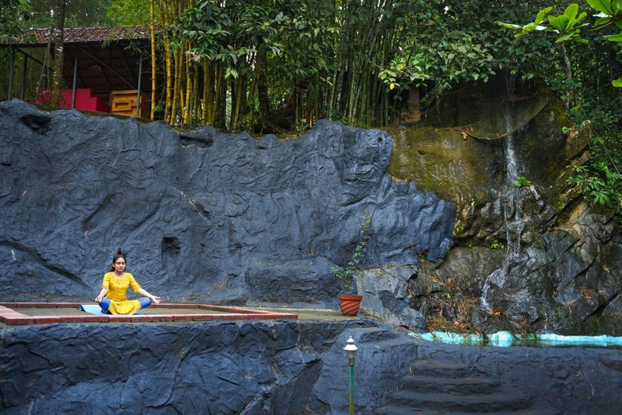 Clay Resort By Bestinn Leisure - Wayanad Padinjarathara Esterno foto